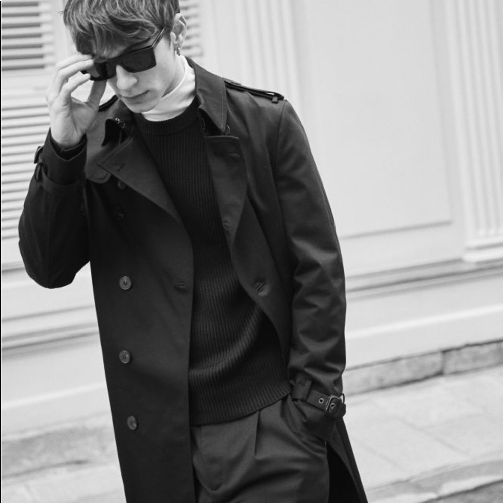 BLACK COTTON GABARDINE TRENCH COAT
